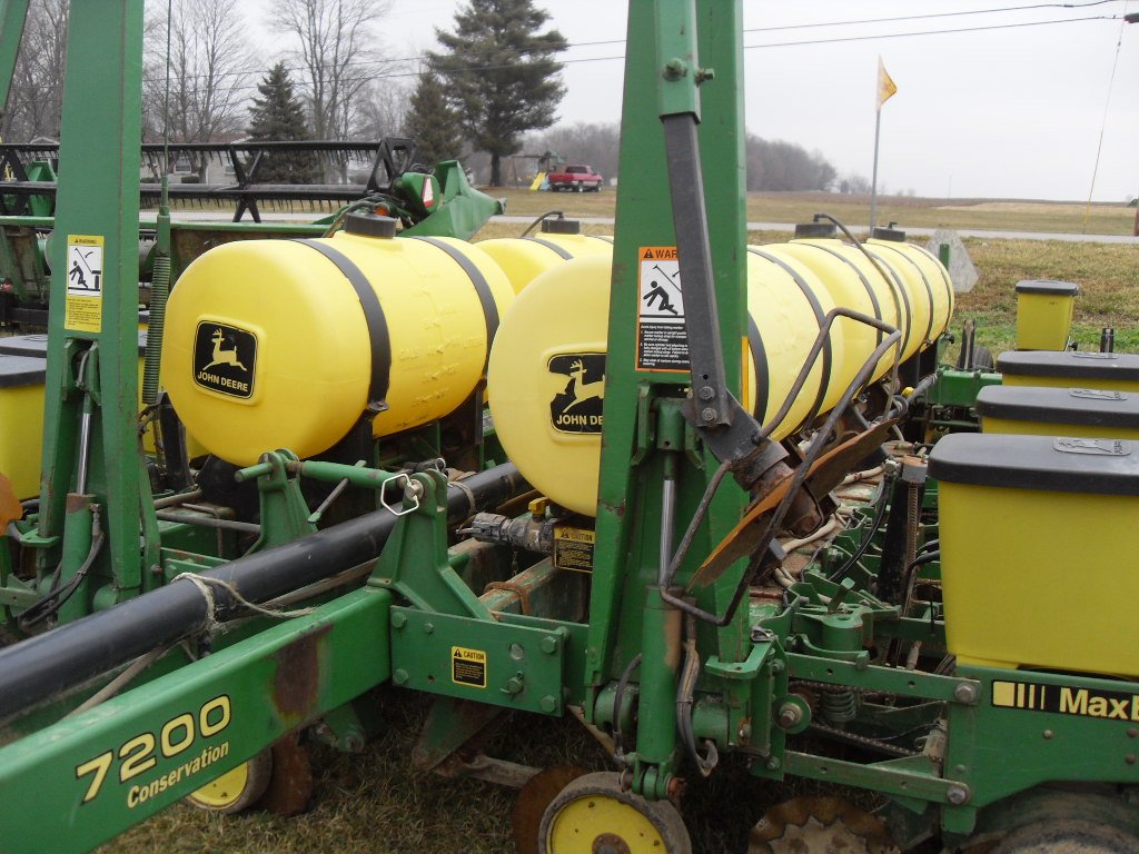 Property photo 2 - Railsback Farm Equipment Auction
